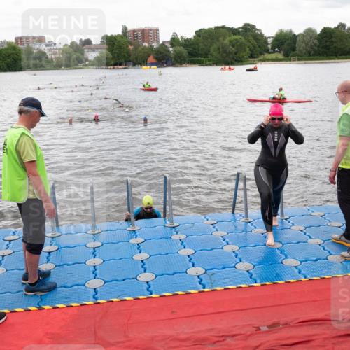 16.06.2024 - 7 Türme Triathlon MichiJ http://msf.ph/oto/6271217 16.06.2024 12:12:20 Schwimmen 59, 73, 378, 491, 511 meine-sportfotos.de