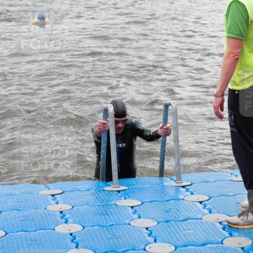 16.06.2024 - 7 Türme Triathlon MichiJ http://msf.ph/oto/6271342 16.06.2024 11:59:34 Schwimmen 322, 365, 448, 487, 558 meine-sportfotos.de