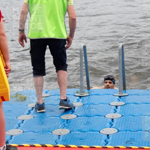 16.06.2024 - 7 Türme Triathlon MichiJ http://msf.ph/oto/6271353 16.06.2024 11:59:36 Schwimmen 322, 365, 487, 558 meine-sportfotos.de
