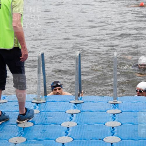 16.06.2024 - 7 Türme Triathlon MichiJ http://msf.ph/oto/6271363 16.06.2024 11:59:36 Schwimmen 322, 365, 487, 558 meine-sportfotos.de