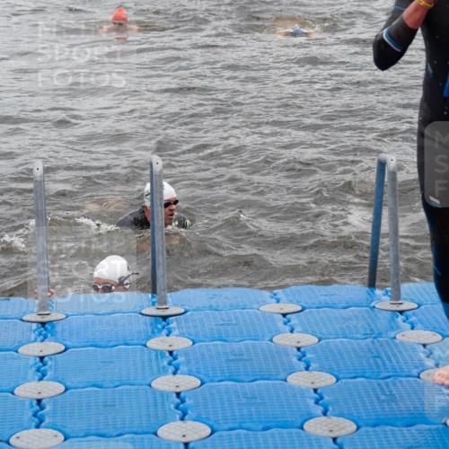 16.06.2024 - 7 Türme Triathlon MichiJ http://msf.ph/oto/6271372 16.06.2024 11:59:37 Schwimmen 322, 365, 439, 487, 558 meine-sportfotos.de