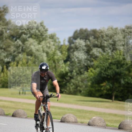16.06.2024 - 26. Vierlanden-Triathlon Jannik Wohlers http://msf.ph/oto/6271396 16.06.2024 11:12:18 Radfahren 12, 125, 136, 140 meine-sportfotos.de
