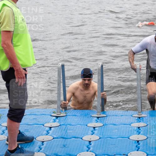 16.06.2024 - 7 Türme Triathlon MichiJ http://msf.ph/oto/6271399 16.06.2024 11:59:41 Schwimmen 322, 365, 439, 487, 558 meine-sportfotos.de