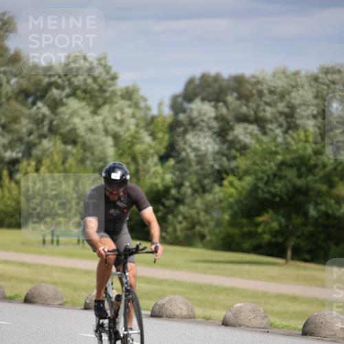 16.06.2024 - 26. Vierlanden-Triathlon Jannik Wohlers http://msf.ph/oto/6271400 16.06.2024 11:12:18 Radfahren 12, 125, 136, 140 meine-sportfotos.de