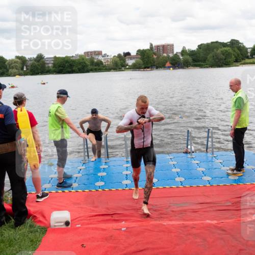 16.06.2024 - 7 Türme Triathlon MichiJ http://msf.ph/oto/6271419 16.06.2024 11:59:44 Schwimmen 322, 365, 439, 487, 558 meine-sportfotos.de