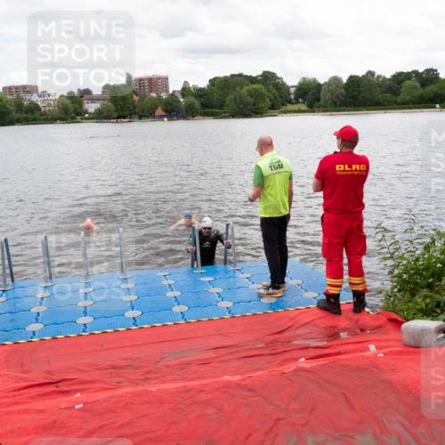 16.06.2024 - 7 Türme Triathlon MichiJ http://msf.ph/oto/6271421 16.06.2024 11:59:48 Schwimmen 322, 365, 439, 487, 558 meine-sportfotos.de