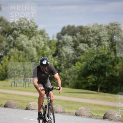 16.06.2024 - 26. Vierlanden-Triathlon Jannik Wohlers http://msf.ph/oto/6271429 16.06.2024 11:12:18 Radfahren 12, 125, 136, 140 meine-sportfotos.de