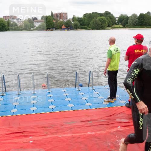 16.06.2024 - 7 Türme Triathlon MichiJ http://msf.ph/oto/6271467 16.06.2024 11:59:56 Schwimmen 322, 365, 439 meine-sportfotos.de