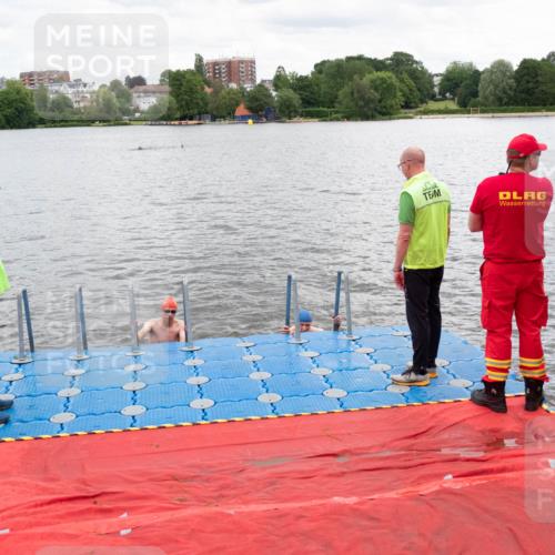 16.06.2024 - 7 Türme Triathlon MichiJ http://msf.ph/oto/6271479 16.06.2024 11:59:58 Schwimmen 322, 365, 439 meine-sportfotos.de