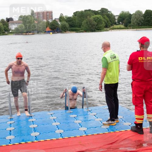 16.06.2024 - 7 Türme Triathlon MichiJ http://msf.ph/oto/6271505 16.06.2024 12:00:01 Schwimmen 322, 365, 439 meine-sportfotos.de