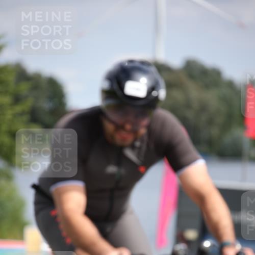 16.06.2024 - 26. Vierlanden-Triathlon Jannik Wohlers http://msf.ph/oto/6271665 16.06.2024 11:12:20 Radfahren 12, 125, 136, 140 meine-sportfotos.de