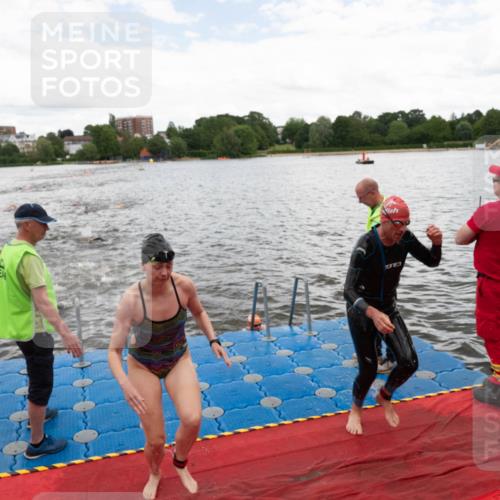 16.06.2024 - 7 Türme Triathlon MichiJ http://msf.ph/oto/6271699 16.06.2024 12:07:18 Schwimmen 54, 67, 72, 129, 517, 571 meine-sportfotos.de