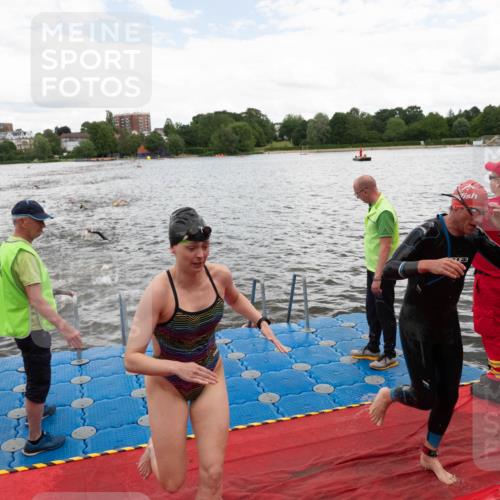 16.06.2024 - 7 Türme Triathlon MichiJ http://msf.ph/oto/6271703 16.06.2024 12:07:18 Schwimmen 54, 67, 72, 129, 517, 571 meine-sportfotos.de