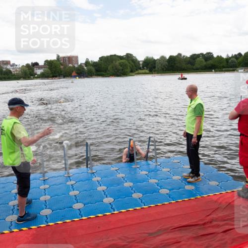 16.06.2024 - 7 Türme Triathlon MichiJ http://msf.ph/oto/6271714 16.06.2024 12:07:19 Schwimmen 54, 67, 72, 129, 517, 571 meine-sportfotos.de
