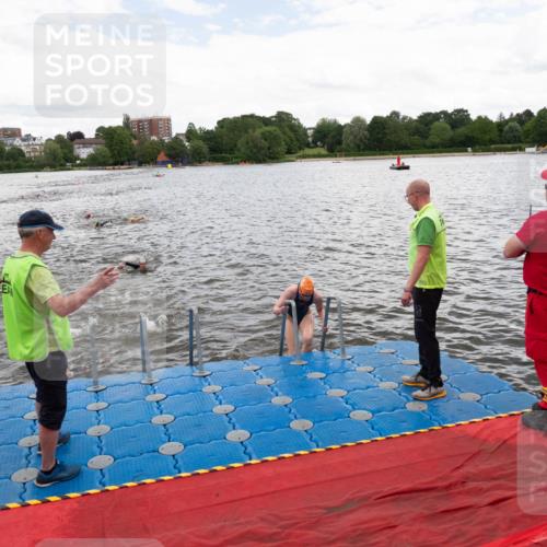 16.06.2024 - 7 Türme Triathlon MichiJ http://msf.ph/oto/6271724 16.06.2024 12:07:20 Schwimmen 54, 67, 72, 129, 517, 571 meine-sportfotos.de