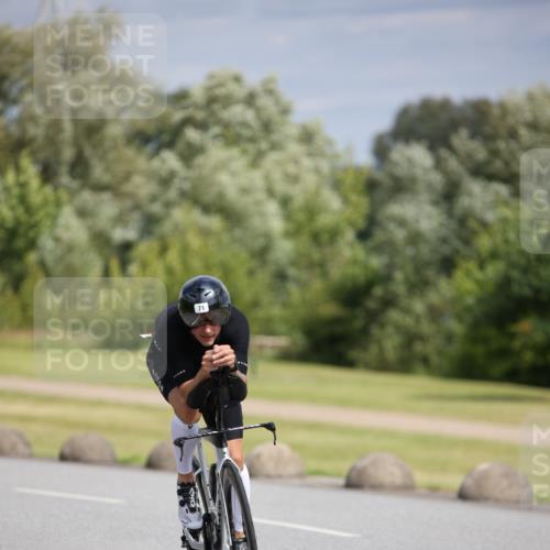 16.06.2024 - 26. Vierlanden-Triathlon Jannik Wohlers http://msf.ph/oto/6271779 16.06.2024 11:12:26 Radfahren 12, 71, 140, 190, 369, 447 meine-sportfotos.de