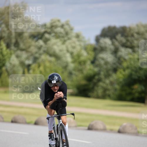 16.06.2024 - 26. Vierlanden-Triathlon Jannik Wohlers http://msf.ph/oto/6271783 16.06.2024 11:12:26 Radfahren 12, 71, 140, 190, 369, 447 meine-sportfotos.de