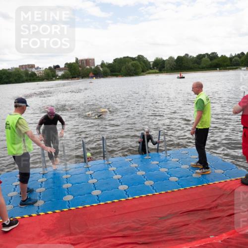16.06.2024 - 7 Türme Triathlon MichiJ http://msf.ph/oto/6271801 16.06.2024 12:07:30 Schwimmen 54, 67, 440, 517, 571, 592 meine-sportfotos.de