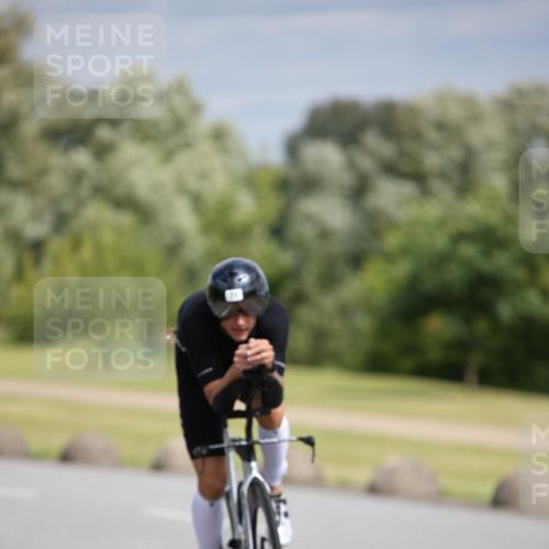 16.06.2024 - 26. Vierlanden-Triathlon Jannik Wohlers http://msf.ph/oto/6271802 16.06.2024 11:12:26 Radfahren 12, 71, 140, 190, 369, 447 meine-sportfotos.de