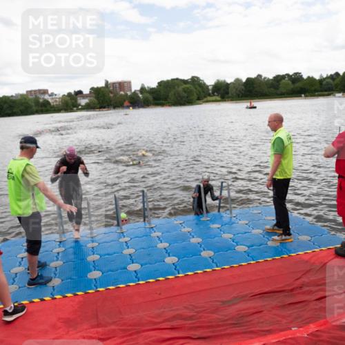 16.06.2024 - 7 Türme Triathlon MichiJ http://msf.ph/oto/6271803 16.06.2024 12:07:31 Schwimmen 54, 67, 440, 517, 571, 592 meine-sportfotos.de