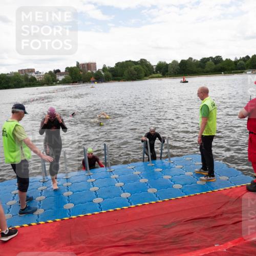 16.06.2024 - 7 Türme Triathlon MichiJ http://msf.ph/oto/6271805 16.06.2024 12:07:31 Schwimmen 54, 67, 440, 517, 571, 592 meine-sportfotos.de