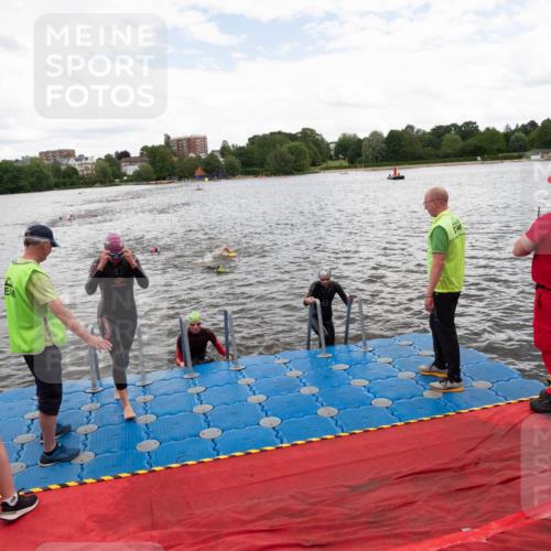 16.06.2024 - 7 Türme Triathlon MichiJ http://msf.ph/oto/6271807 16.06.2024 12:07:31 Schwimmen 54, 67, 440, 517, 571, 592 meine-sportfotos.de