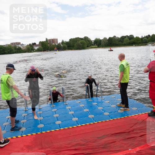 16.06.2024 - 7 Türme Triathlon MichiJ http://msf.ph/oto/6271809 16.06.2024 12:07:31 Schwimmen 54, 67, 440, 517, 571, 592 meine-sportfotos.de