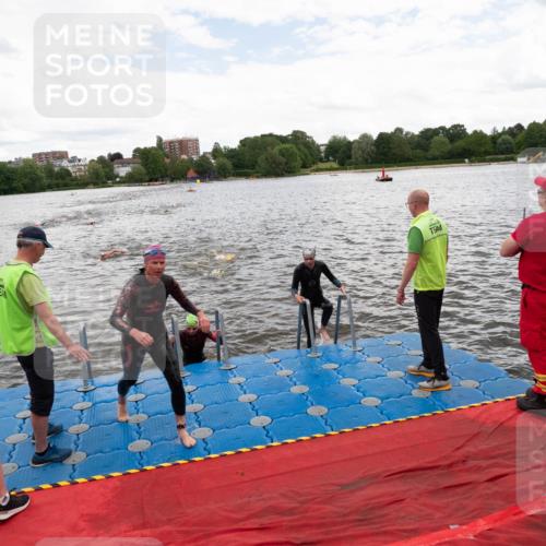 16.06.2024 - 7 Türme Triathlon MichiJ http://msf.ph/oto/6271811 16.06.2024 12:07:32 Schwimmen 54, 67, 440, 517, 571, 592 meine-sportfotos.de