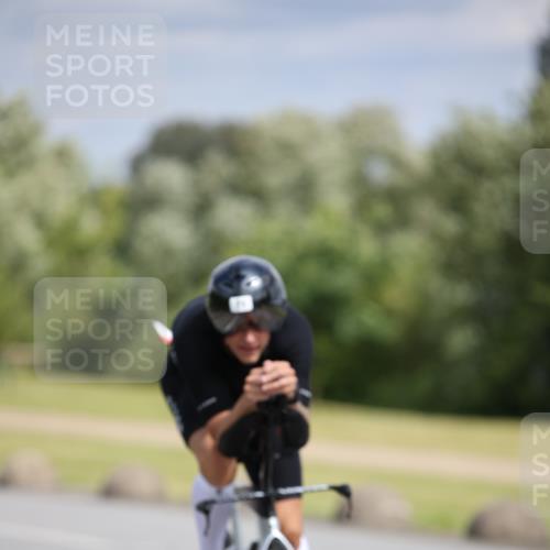 16.06.2024 - 26. Vierlanden-Triathlon Jannik Wohlers http://msf.ph/oto/6271821 16.06.2024 11:12:26 Radfahren 12, 71, 140, 190, 369, 447 meine-sportfotos.de