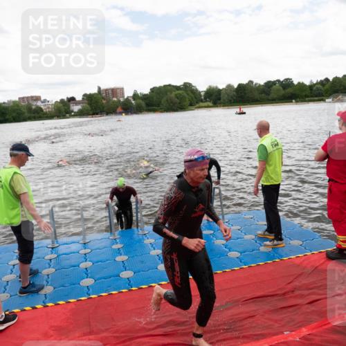 16.06.2024 - 7 Türme Triathlon MichiJ http://msf.ph/oto/6271822 16.06.2024 12:07:33 Schwimmen 54, 67, 440, 571, 592 meine-sportfotos.de