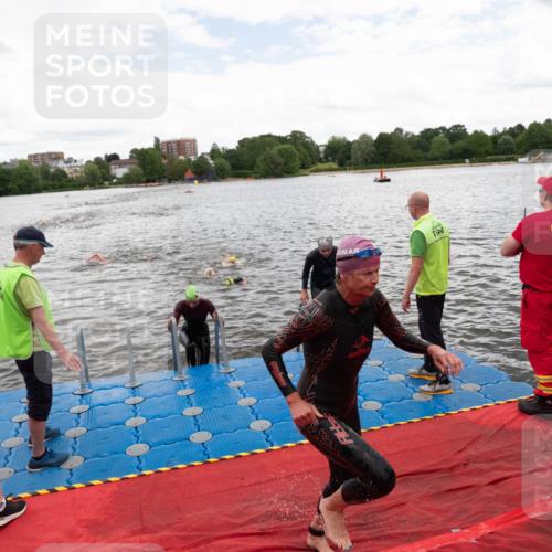 16.06.2024 - 7 Türme Triathlon MichiJ http://msf.ph/oto/6271825 16.06.2024 12:07:33 Schwimmen 54, 67, 440, 571, 592 meine-sportfotos.de