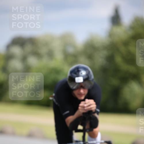 16.06.2024 - 26. Vierlanden-Triathlon Jannik Wohlers http://msf.ph/oto/6271839 16.06.2024 11:12:27 Radfahren 71, 140, 190, 217, 369, 447 meine-sportfotos.de