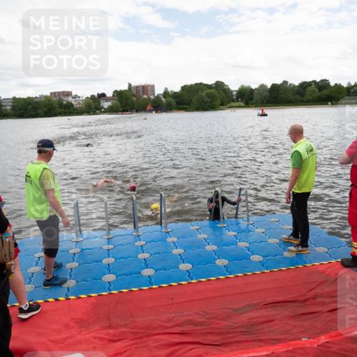 16.06.2024 - 7 Türme Triathlon MichiJ http://msf.ph/oto/6271848 16.06.2024 12:07:40 Schwimmen 54, 67, 440, 544, 571, 592 meine-sportfotos.de