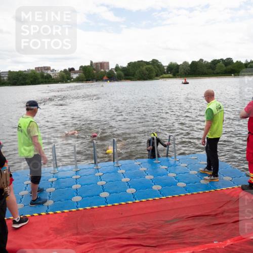 16.06.2024 - 7 Türme Triathlon MichiJ http://msf.ph/oto/6271850 16.06.2024 12:07:41 Schwimmen 54, 67, 440, 544, 571, 592 meine-sportfotos.de