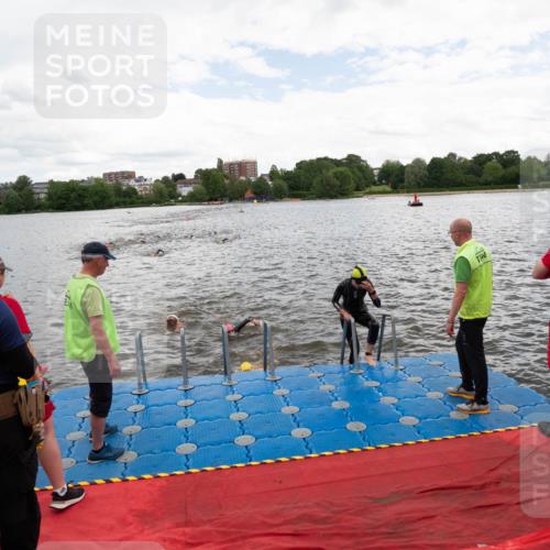 16.06.2024 - 7 Türme Triathlon MichiJ http://msf.ph/oto/6271859 16.06.2024 12:07:42 Schwimmen 54, 440, 544, 565, 571, 592 meine-sportfotos.de