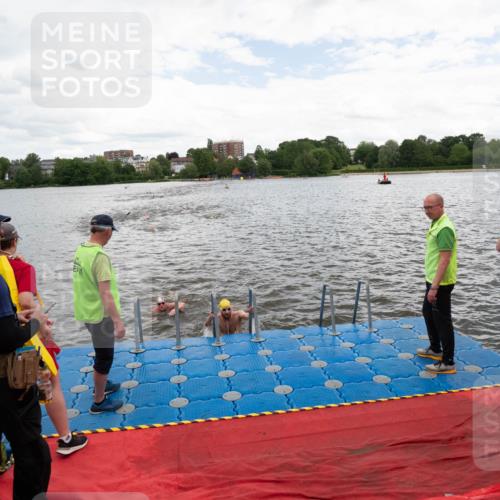 16.06.2024 - 7 Türme Triathlon MichiJ http://msf.ph/oto/6271877 16.06.2024 12:07:44 Schwimmen 54, 440, 457, 544, 565, 571, 592 meine-sportfotos.de