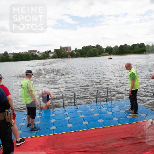 16.06.2024 - 7 Türme Triathlon MichiJ http://msf.ph/oto/6271919 16.06.2024 12:07:53 Schwimmen 440, 457, 544, 565, 571, 592 meine-sportfotos.de