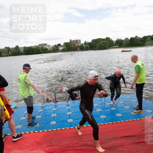 16.06.2024 - 7 Türme Triathlon MichiJ http://msf.ph/oto/6271984 16.06.2024 12:08:11 Schwimmen 440, 457, 544, 565, 592 meine-sportfotos.de