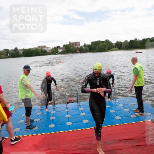 16.06.2024 - 7 Türme Triathlon MichiJ http://msf.ph/oto/6272000 16.06.2024 12:08:16 Schwimmen 440, 457, 544, 565 meine-sportfotos.de