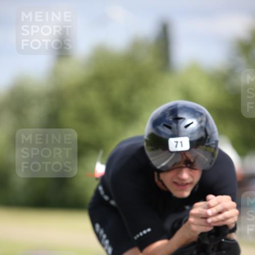 16.06.2024 - 26. Vierlanden-Triathlon Jannik Wohlers http://msf.ph/oto/6272002 16.06.2024 11:12:27 Radfahren 71, 140, 190, 217, 369, 447 meine-sportfotos.de