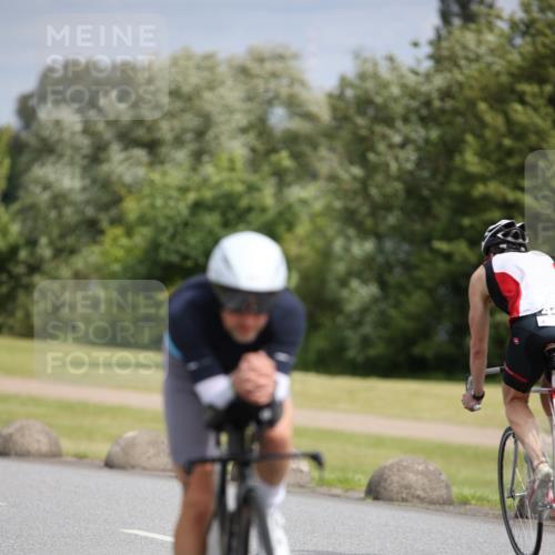 16.06.2024 - 26. Vierlanden-Triathlon Jannik Wohlers http://msf.ph/oto/6272011 16.06.2024 11:12:29 Radfahren 71, 86, 190, 204, 217, 369, 447 meine-sportfotos.de