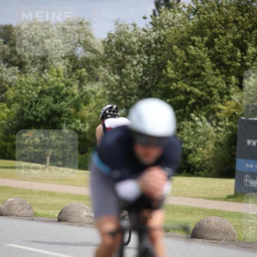 16.06.2024 - 26. Vierlanden-Triathlon Jannik Wohlers http://msf.ph/oto/6272021 16.06.2024 11:12:29 Radfahren 71, 86, 190, 204, 217, 369, 447 meine-sportfotos.de