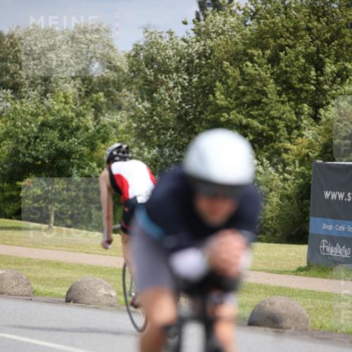 16.06.2024 - 26. Vierlanden-Triathlon Jannik Wohlers http://msf.ph/oto/6272022 16.06.2024 11:12:29 Radfahren 71, 86, 190, 204, 217, 369, 447 meine-sportfotos.de