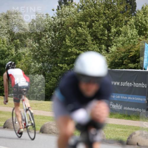 16.06.2024 - 26. Vierlanden-Triathlon Jannik Wohlers http://msf.ph/oto/6272026 16.06.2024 11:12:30 Radfahren 2, 71, 86, 190, 204, 217, 369, 447 meine-sportfotos.de