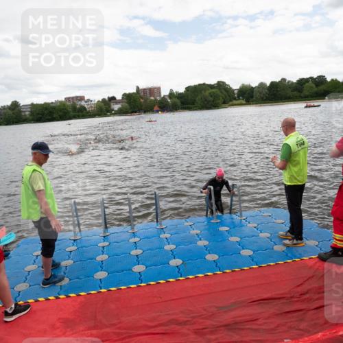 16.06.2024 - 7 Türme Triathlon MichiJ http://msf.ph/oto/6272038 16.06.2024 12:08:26 Schwimmen 57, 66, 457, 483, 544, 565 meine-sportfotos.de