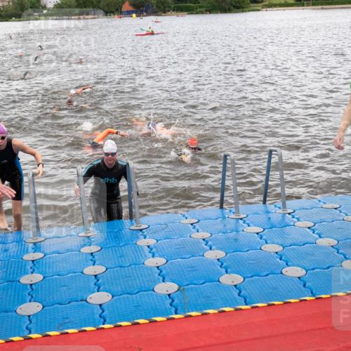 16.06.2024 - 7 Türme Triathlon MichiJ http://msf.ph/oto/6272051 16.06.2024 12:08:47 Schwimmen 51, 57, 65, 66, 79, 483, 562 meine-sportfotos.de