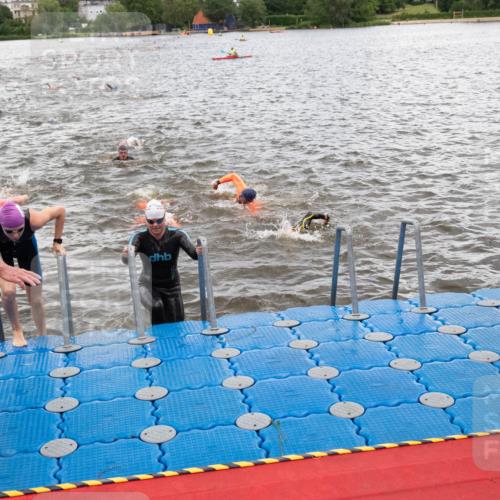 16.06.2024 - 7 Türme Triathlon MichiJ http://msf.ph/oto/6272053 16.06.2024 12:08:48 Schwimmen 51, 57, 65, 66, 79, 483, 562 meine-sportfotos.de