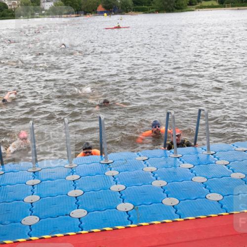 16.06.2024 - 7 Türme Triathlon MichiJ http://msf.ph/oto/6272098 16.06.2024 12:08:54 Schwimmen 51, 57, 62, 65, 66, 79, 483, 562 meine-sportfotos.de