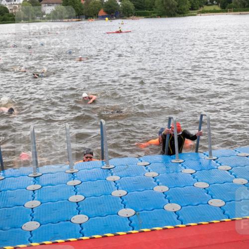 16.06.2024 - 7 Türme Triathlon MichiJ http://msf.ph/oto/6272107 16.06.2024 12:08:55 Schwimmen 51, 57, 62, 65, 66, 79, 483, 562 meine-sportfotos.de