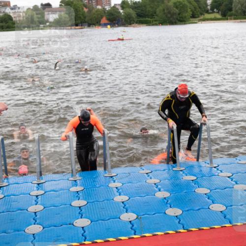 16.06.2024 - 7 Türme Triathlon MichiJ http://msf.ph/oto/6272133 16.06.2024 12:08:57 Schwimmen 51, 57, 62, 65, 66, 79, 483, 562 meine-sportfotos.de